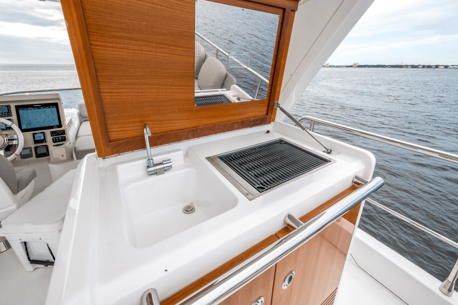 50ft Azimut Yacht For Sale