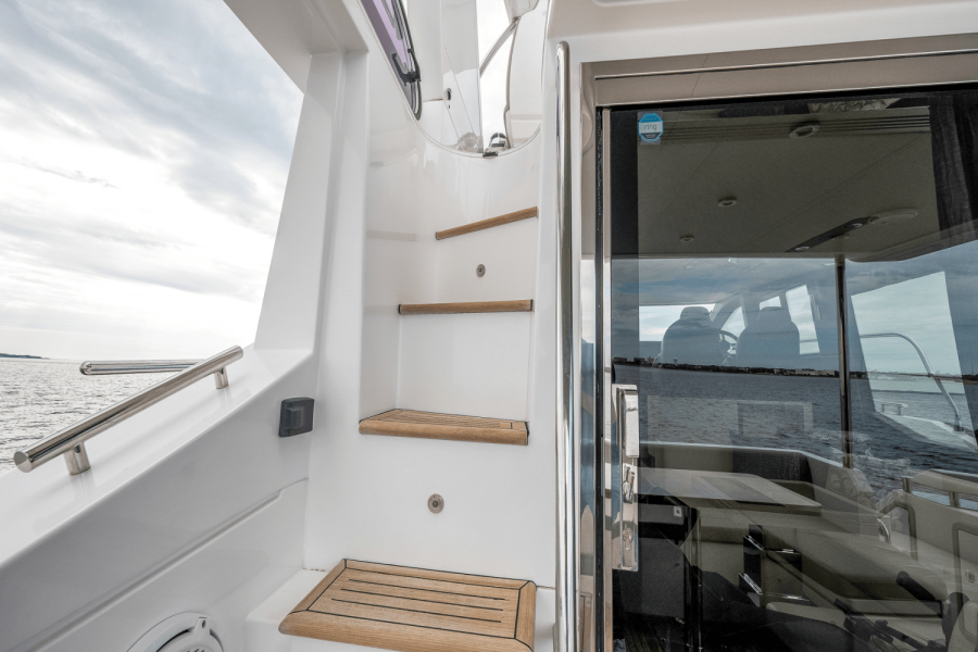50ft Azimut Yacht For Sale
