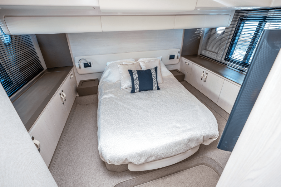 50ft Azimut Yacht For Sale