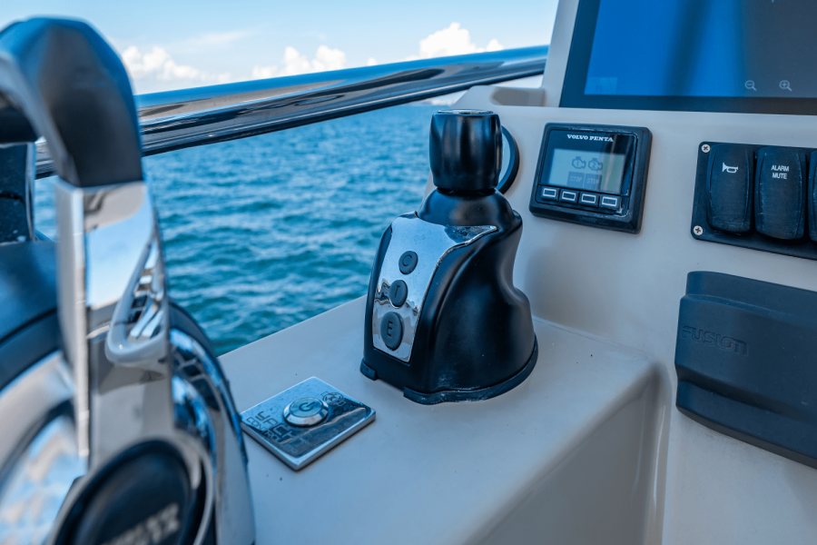 50ft Azimut Yacht For Sale