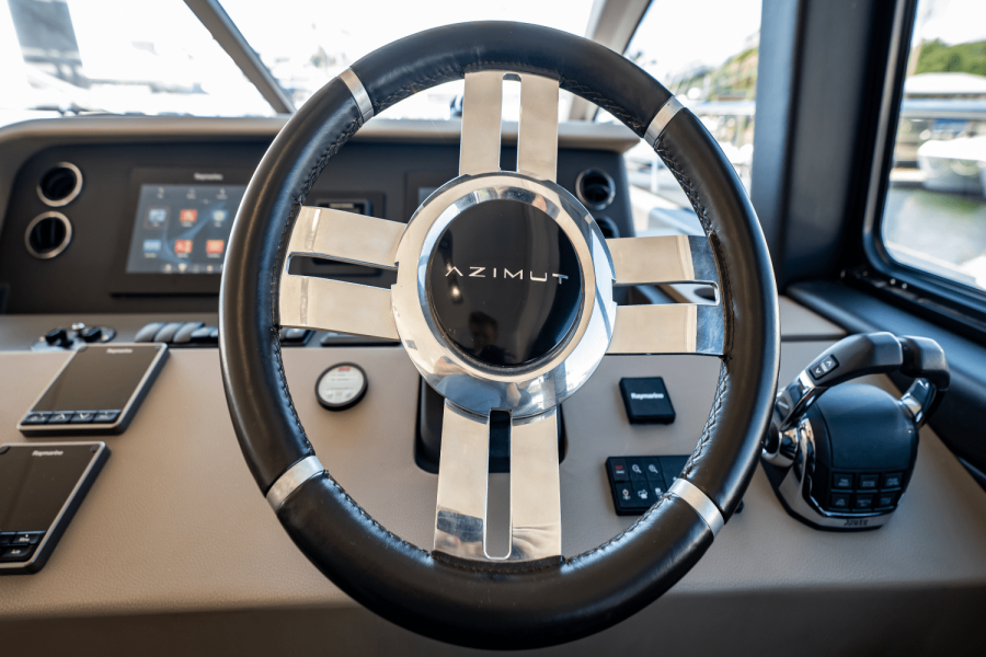 50ft Azimut Yacht For Sale
