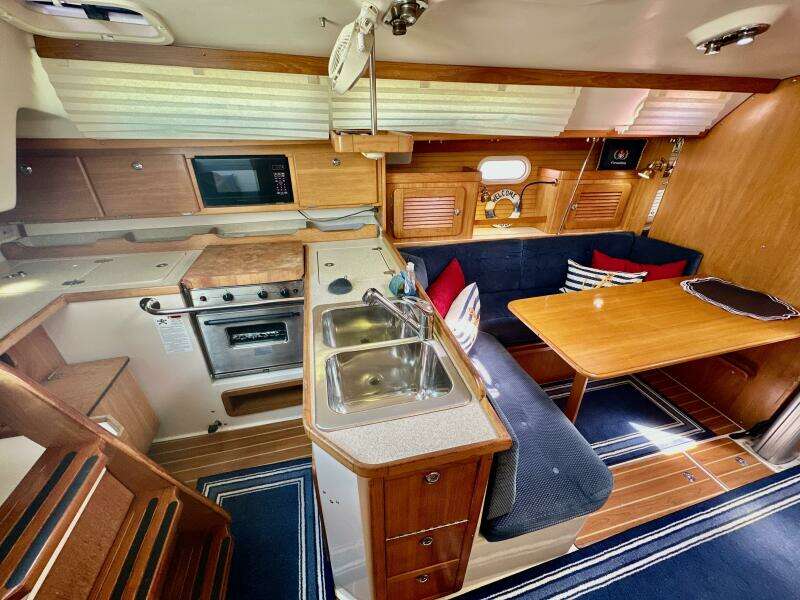 36ft Catalina Yacht For Sale