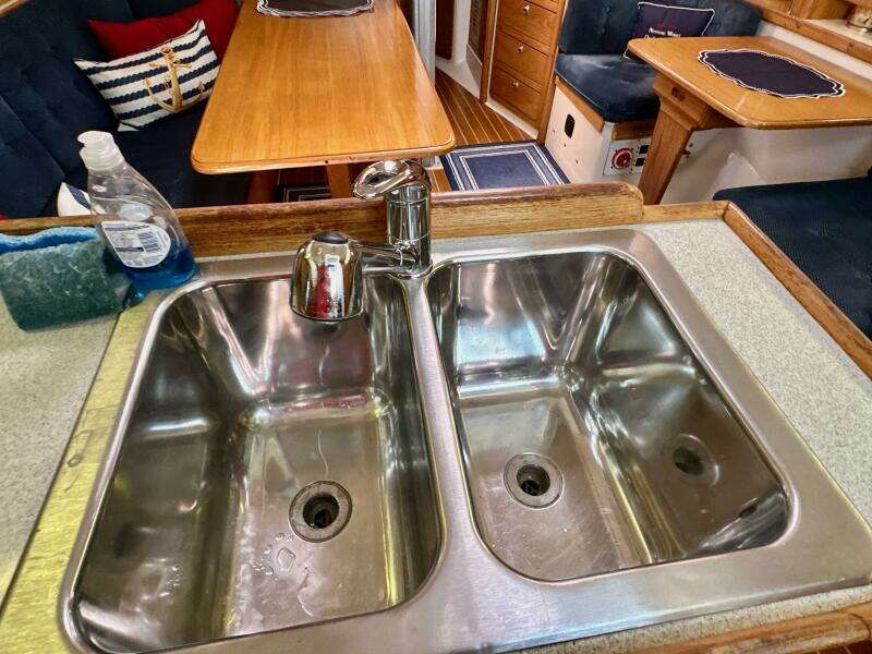36ft Catalina Yacht For Sale