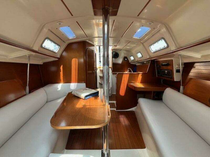 32ft Beneteau Yacht For Sale