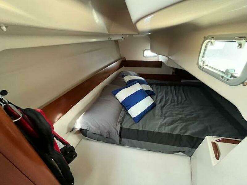 32ft Beneteau Yacht For Sale