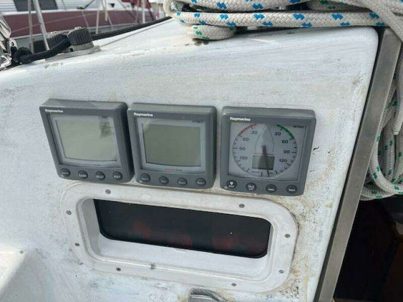 39ft Chaser Yachts Yacht For Sale