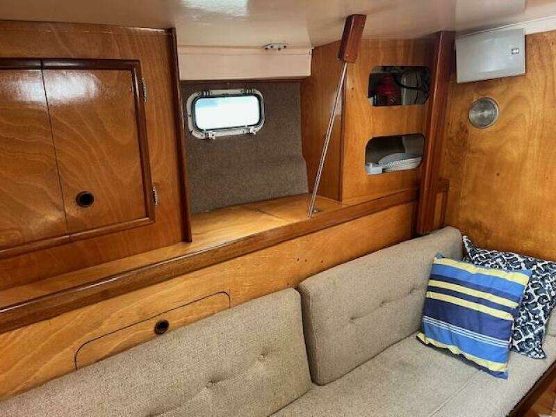 39ft Chaser Yachts Yacht For Sale
