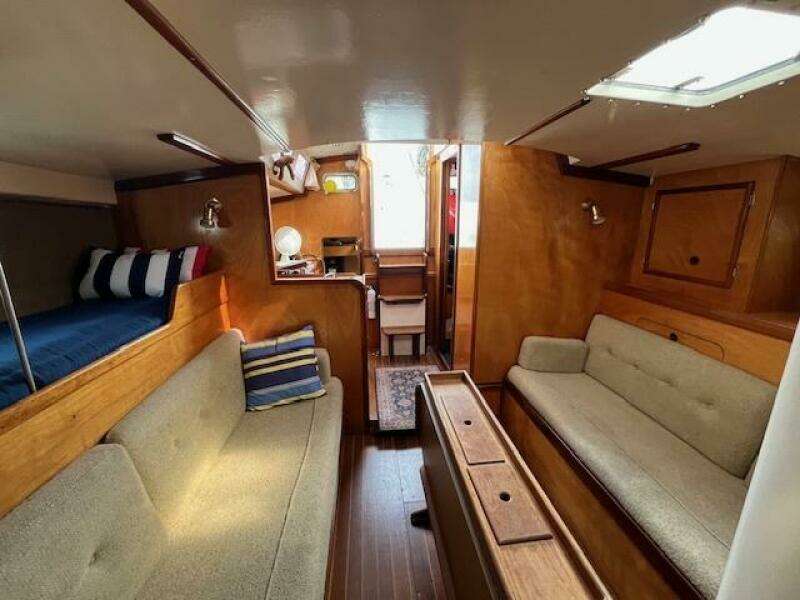 39ft Chaser Yachts Yacht For Sale