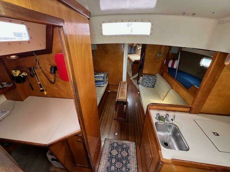 39ft Chaser Yachts Yacht For Sale