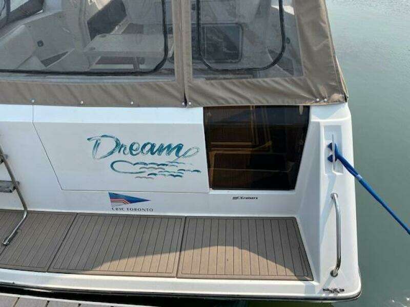 32ft Cruisers Yacht For Sale