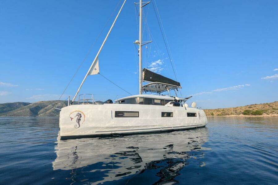 2020-lagoon-46-sail-9906407-20250812011338650-2.jpg