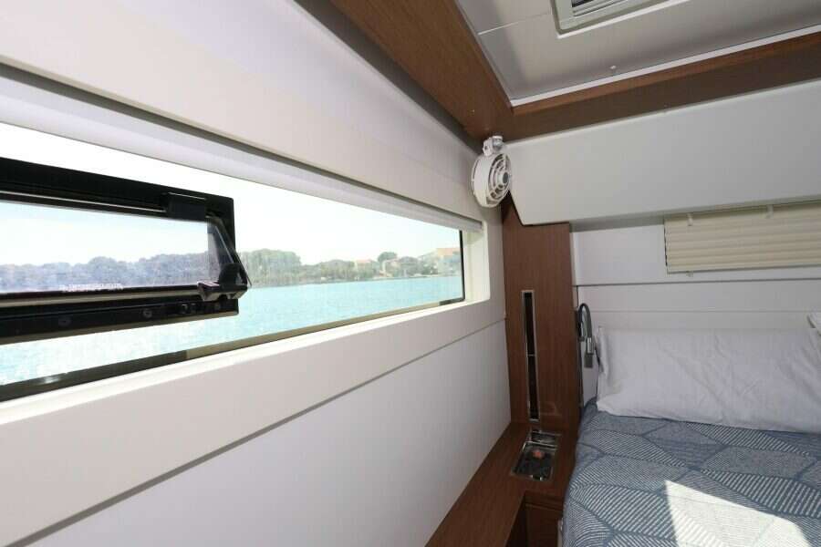 2020-lagoon-46-sail-9906407-20250830010350295-1.jpg