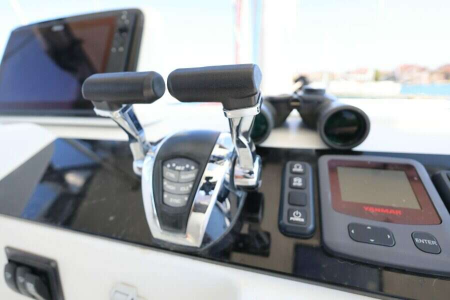 2020-lagoon-46-sail-9906407-20250830010213537-1.jpg