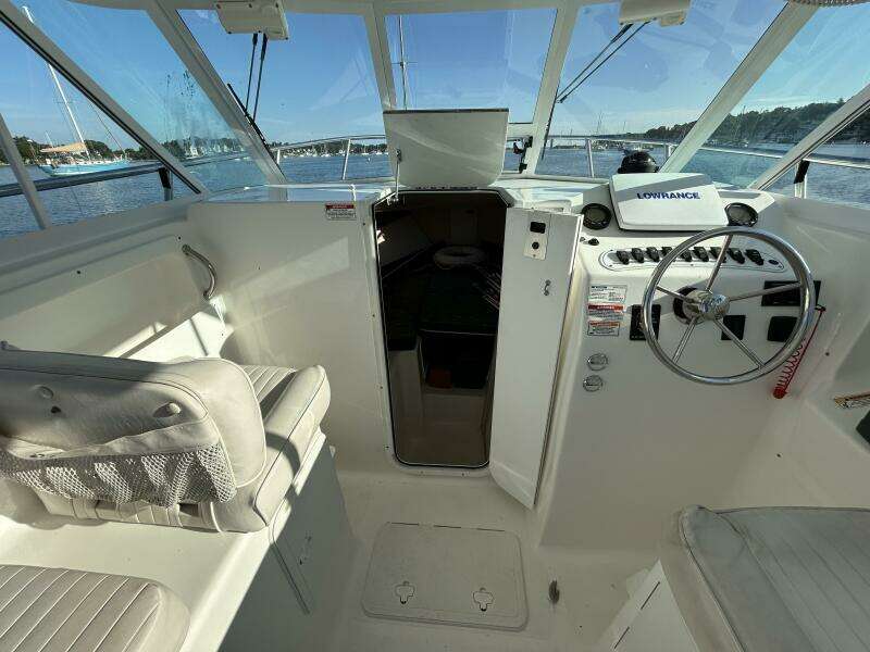27ft Baja Yacht For Sale