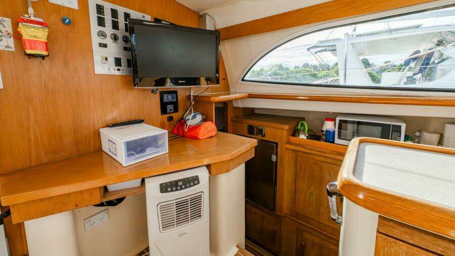 Tru Blu 38ft Broadblue Yacht For Sale