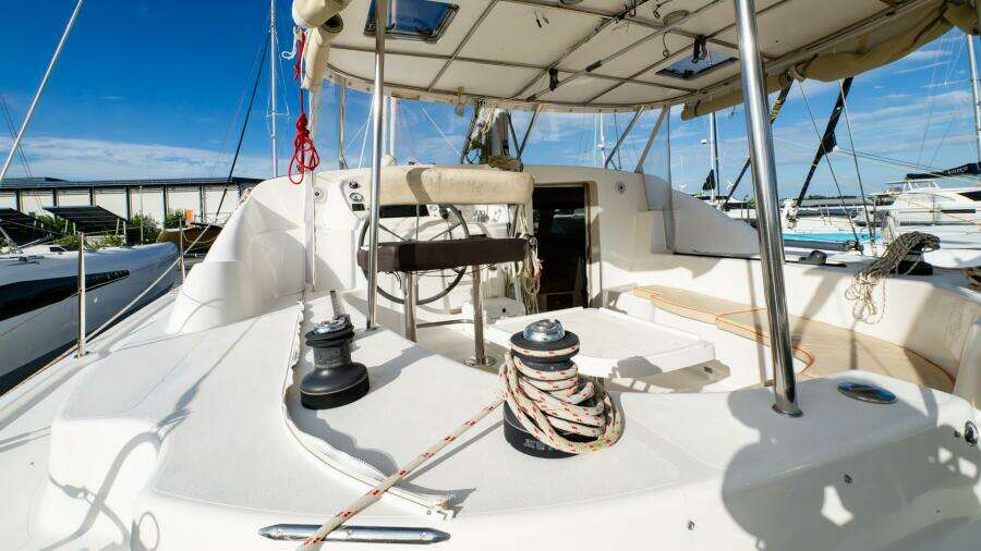 Tru Blu 38ft Broadblue Yacht For Sale