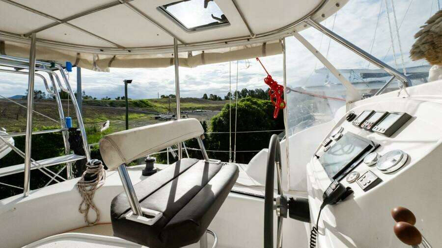 Tru Blu 38ft Broadblue Yacht For Sale