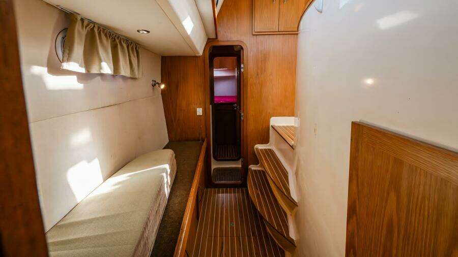 Tru Blu 38ft Broadblue Yacht For Sale