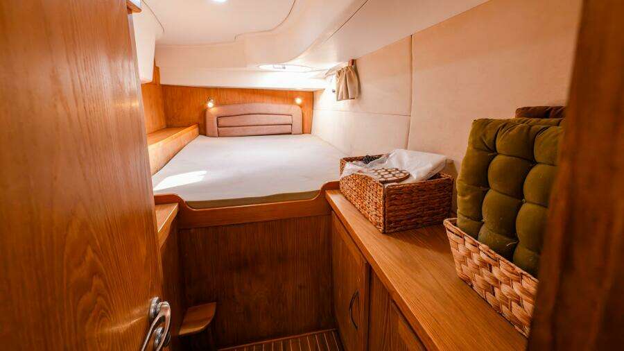 Tru Blu 38ft Broadblue Yacht For Sale
