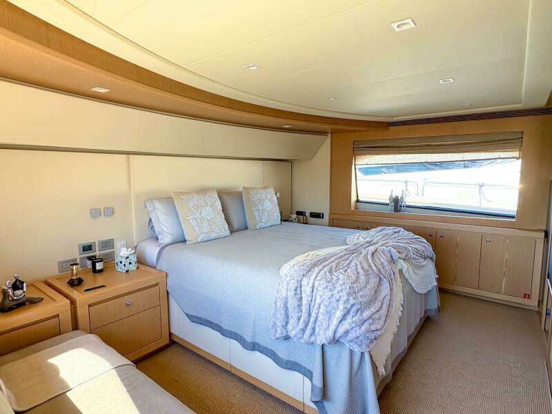 GIADA  85ft Custom Line Yacht For Sale