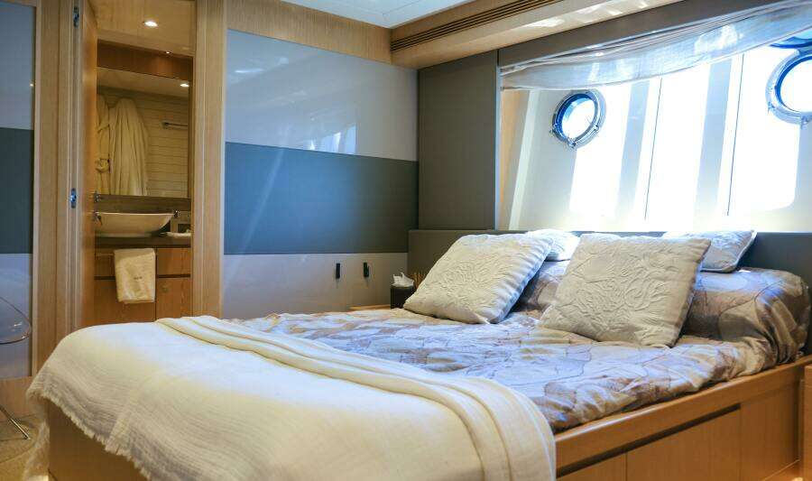 GIADA  85ft Custom Line Yacht For Sale
