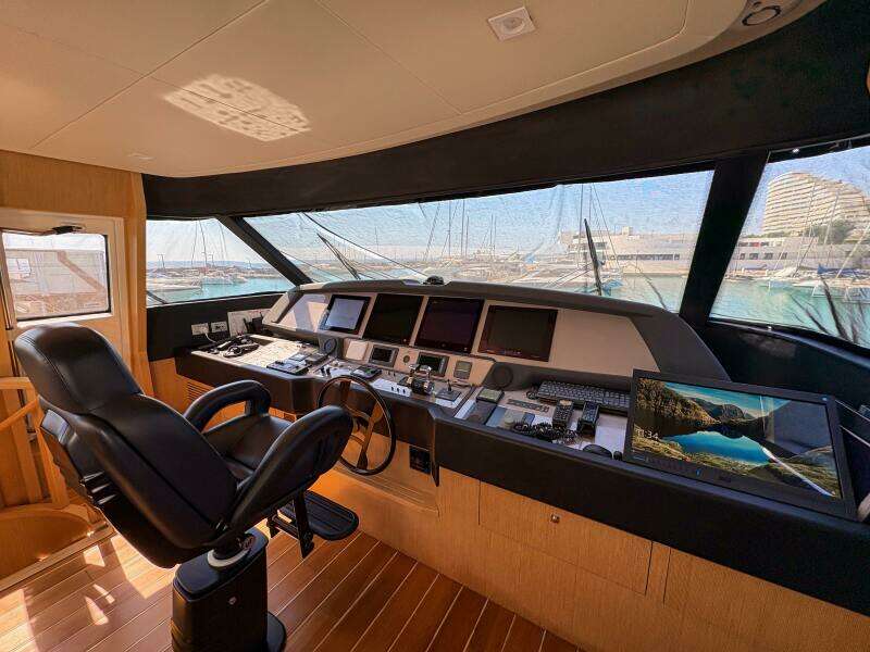 GIADA  85ft Custom Line Yacht For Sale