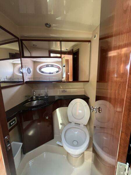 RedSky 39ft Meridian Yacht For Sale