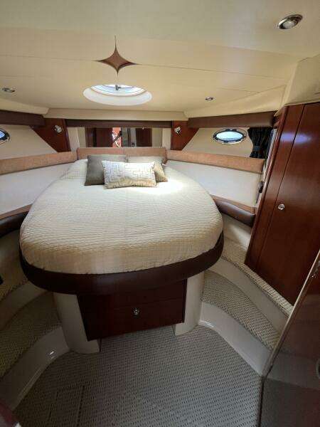 RedSky 39ft Meridian Yacht For Sale