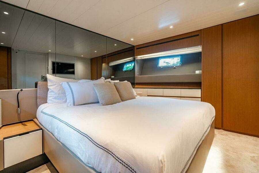 Snack Money 72ft Bluegame Yacht For Sale