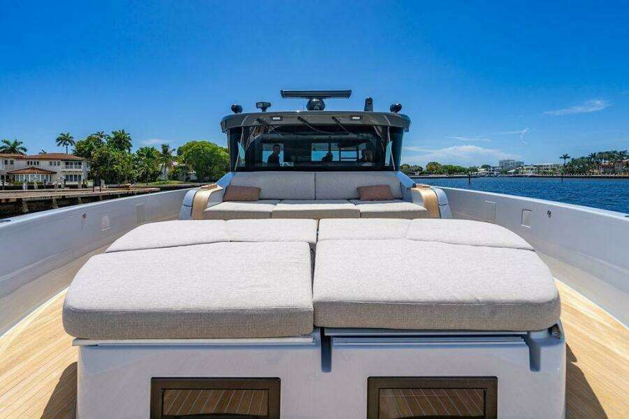 Snack Money 72ft Bluegame Yacht For Sale