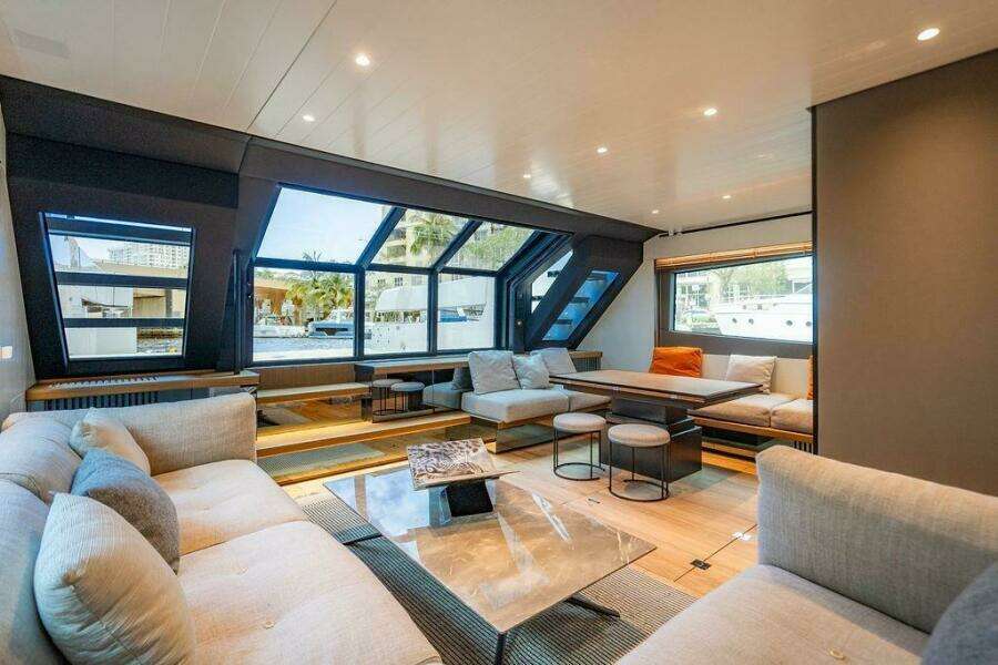 Snack Money 72ft Bluegame Yacht For Sale