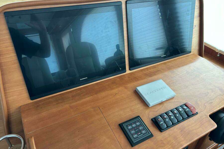 Shadelander 45ft Sabre Yacht For Sale