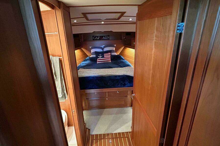 Shadelander 45ft Sabre Yacht For Sale