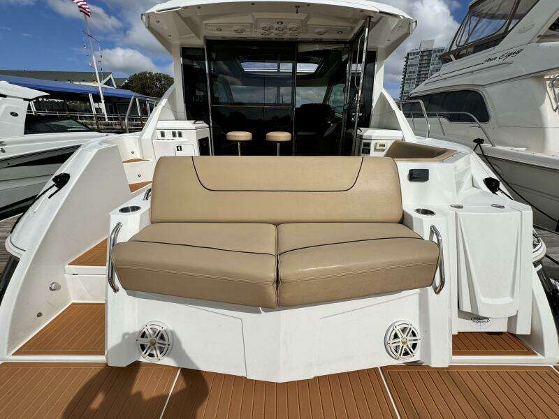 45ft Cruisers Yachts Yacht For Sale