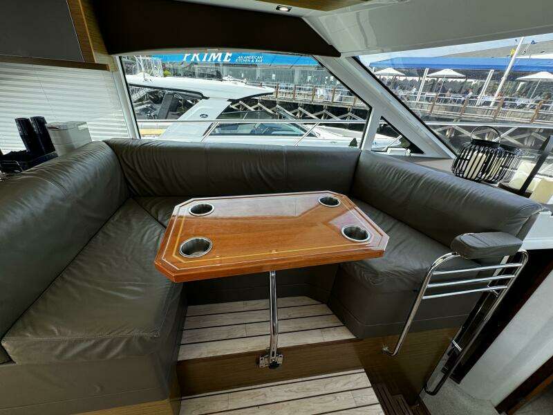 45ft Cruisers Yachts Yacht For Sale