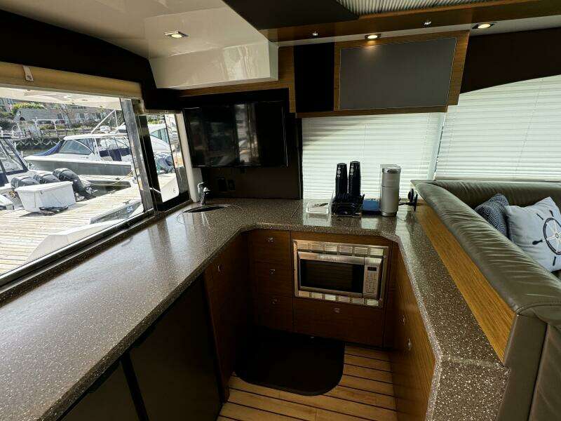 45ft Cruisers Yachts Yacht For Sale
