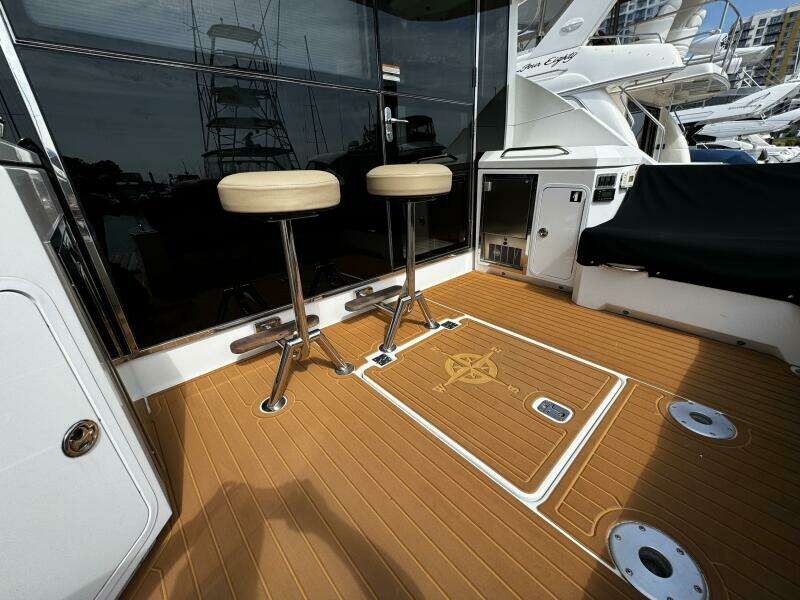 45ft Cruisers Yachts Yacht For Sale