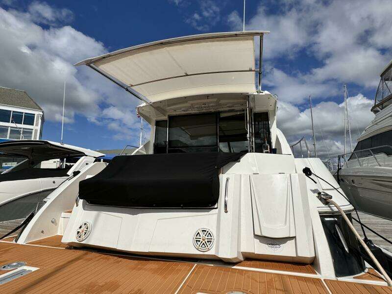 45ft Cruisers Yachts Yacht For Sale