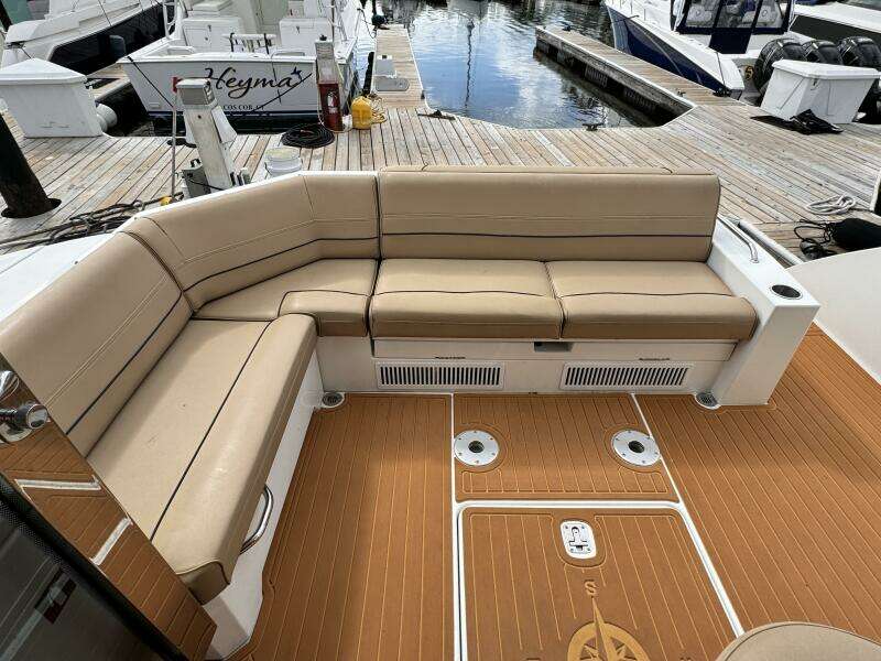 45ft Cruisers Yachts Yacht For Sale