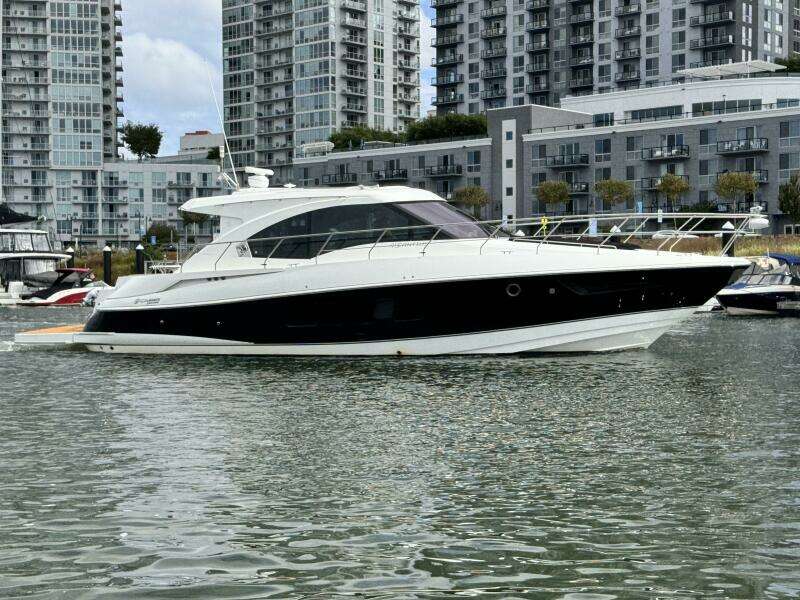 45ft Cruisers Yachts Yacht For Sale