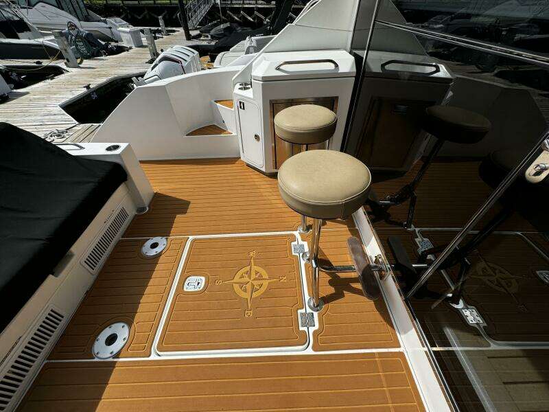45ft Cruisers Yachts Yacht For Sale