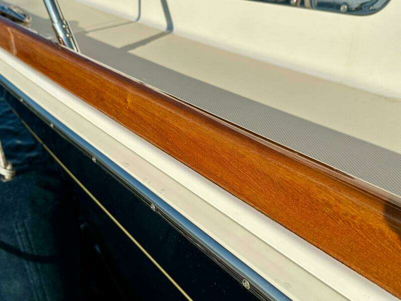 ENCORE 42ft Sabre Yacht For Sale