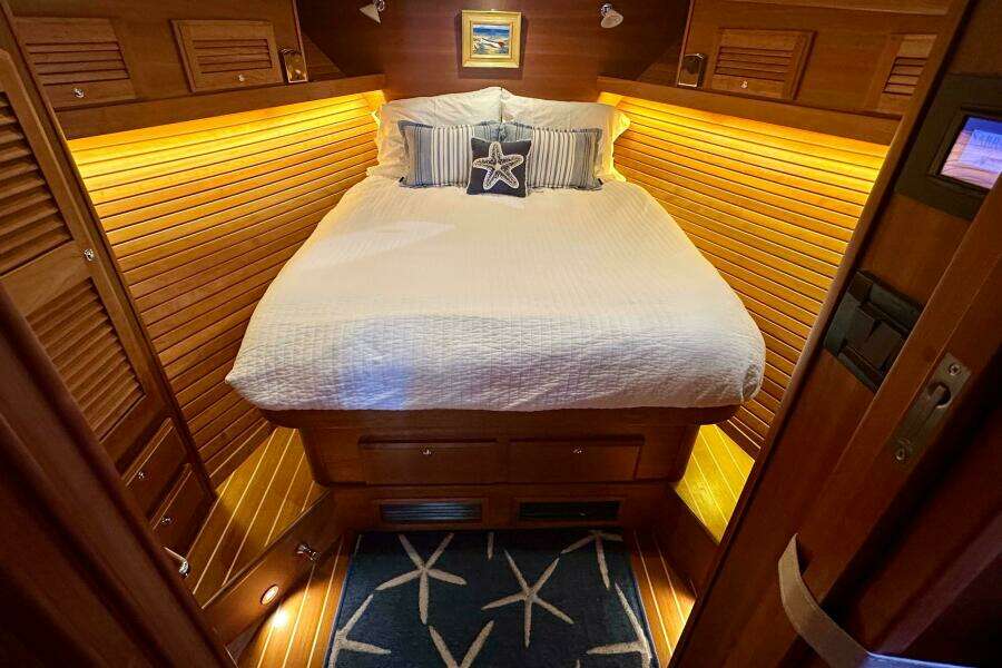 ENCORE 42ft Sabre Yacht For Sale
