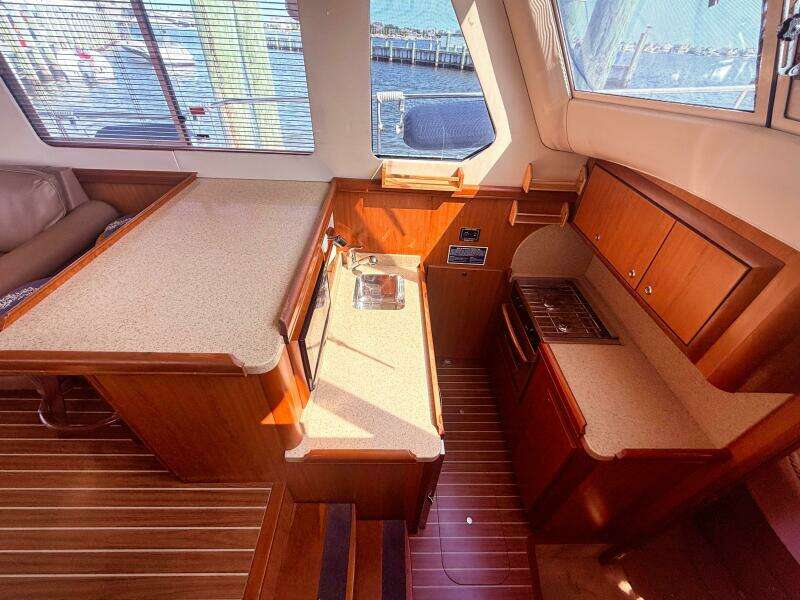 34ft Mainship Yacht For Sale