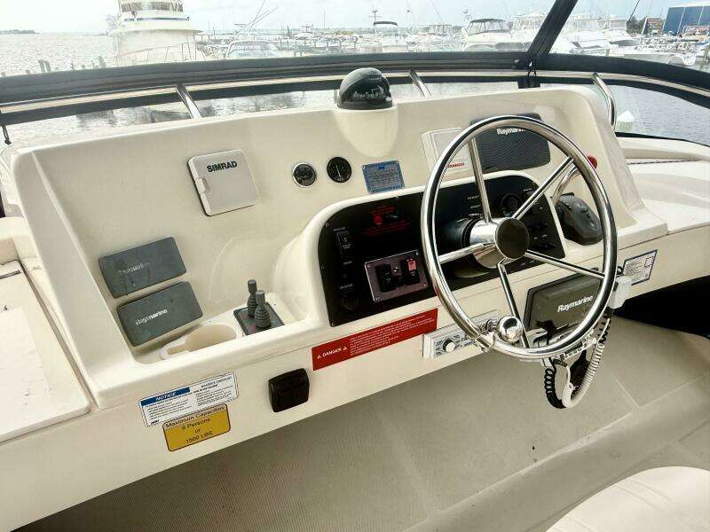 34ft Mainship Yacht For Sale