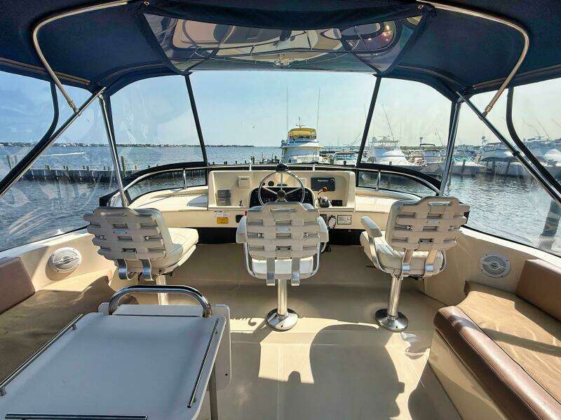 34ft Mainship Yacht For Sale