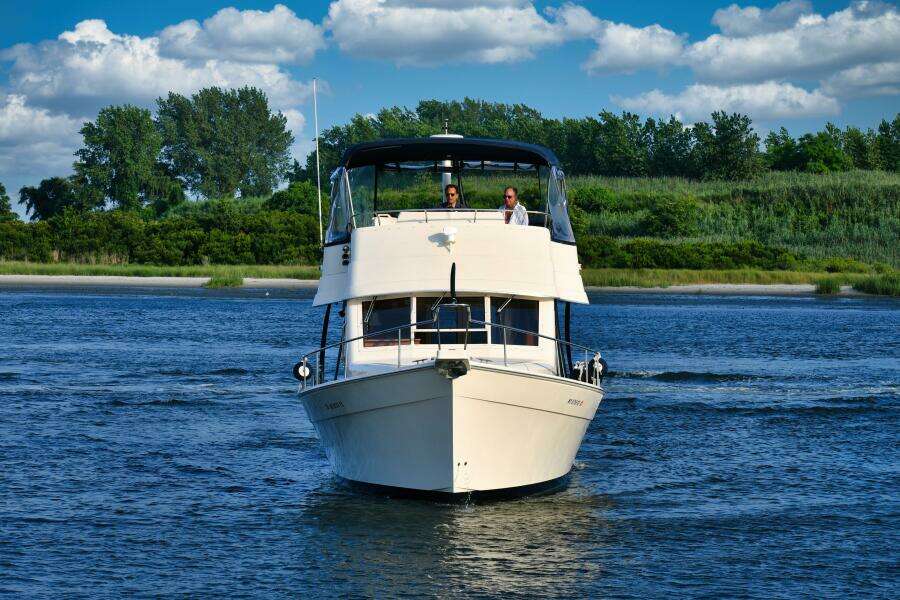 34ft Mainship Yacht For Sale