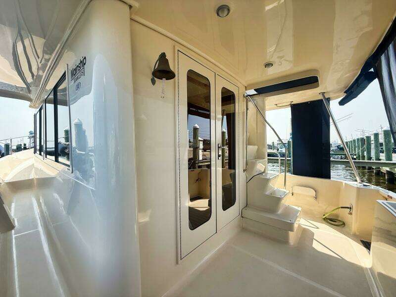 34ft Mainship Yacht For Sale