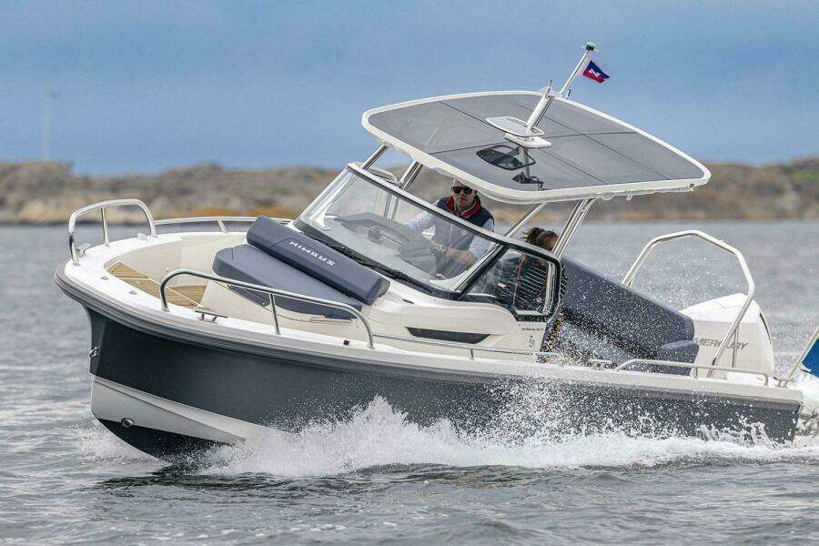 26ft Nimbus Yacht For Sale