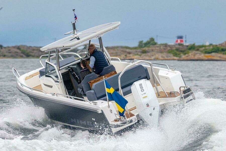 26ft Nimbus Yacht For Sale
